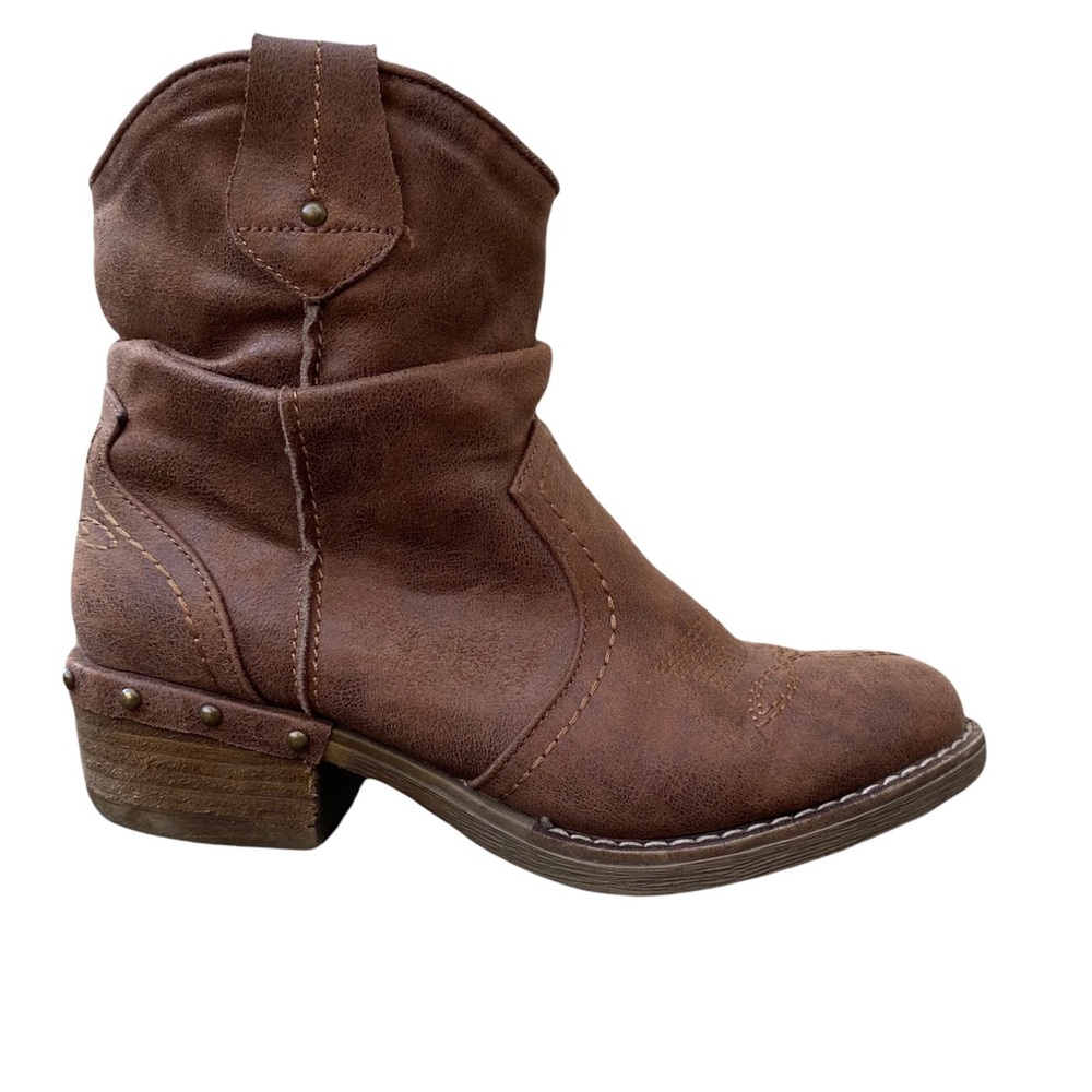 Fergie Austin Western Booties Size 6.5M